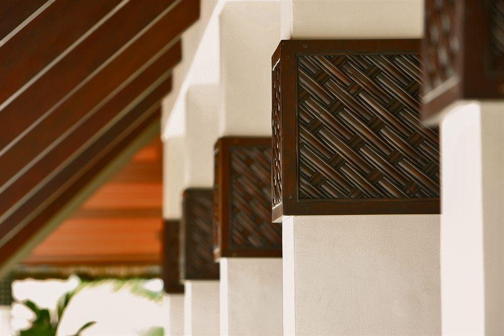 Oceanica Resort Panglao, Bohol Exteriör bild Detail of the staircase