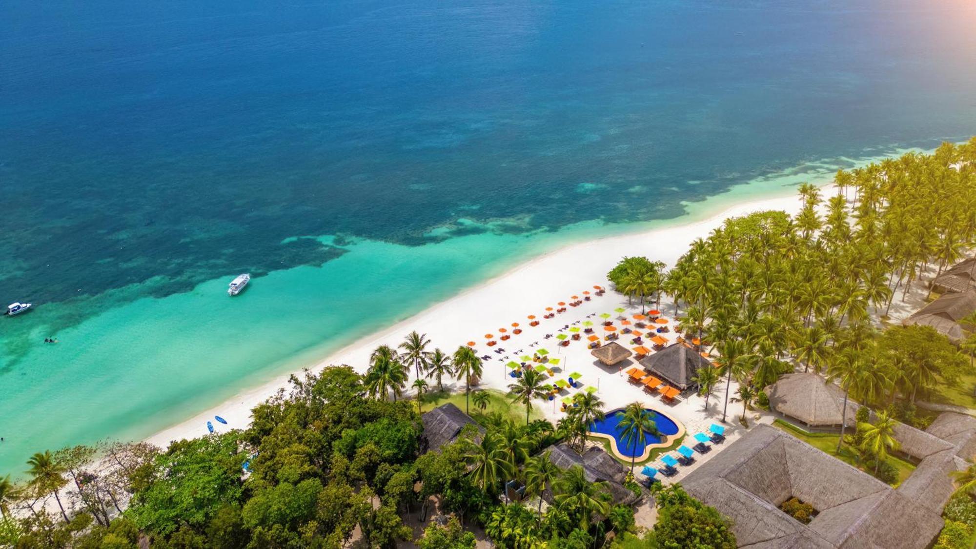 Oceanica Resort Panglao, Bohol Exteriör bild Aerial view of the beach
