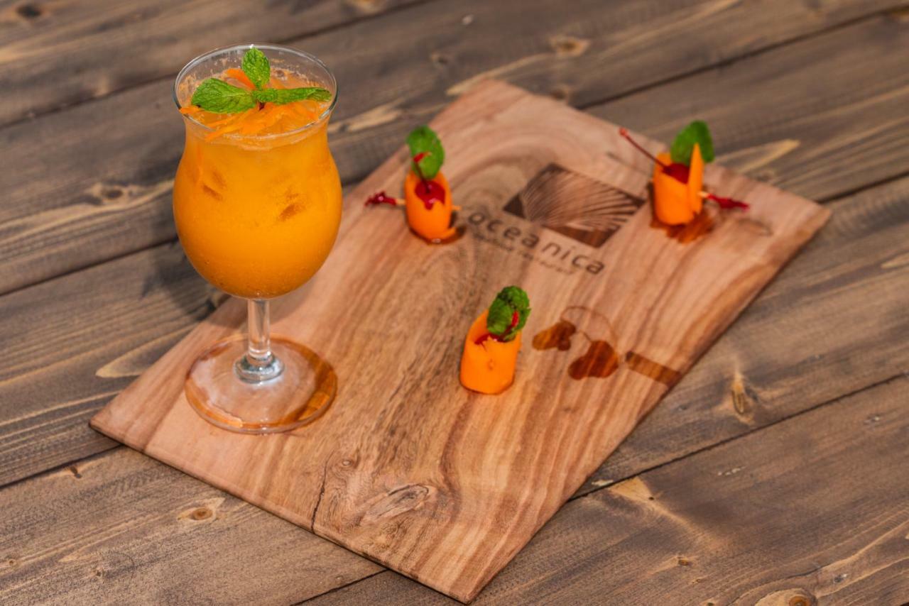 Oceanica Resort Panglao, Bohol Exteriör bild A mango lassi